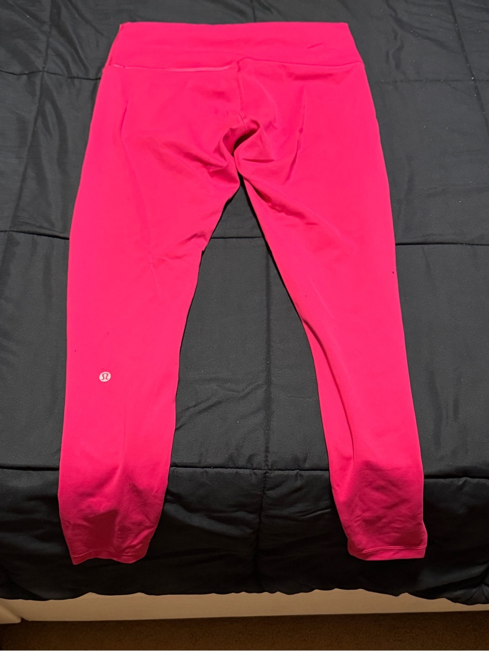 lululemon athletica woman’s Hot Pink Performance Leggings